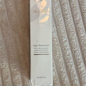 Farmasi Dr. C. Tuna Age Reversist Moisturizer